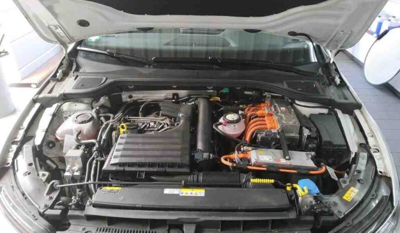 
								Volkswagen Golf 1.4 Style -PlugIn-Hibrid – Automatic – 150 hp – 42.195 km full									