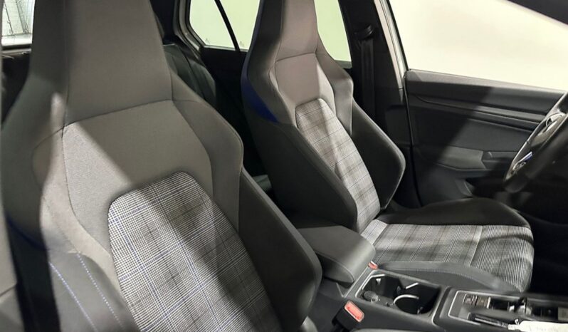 
								Volkswagen Golf GTE 1.4 – Hibrid – Automatic – 150 hp – 114.135 km full									